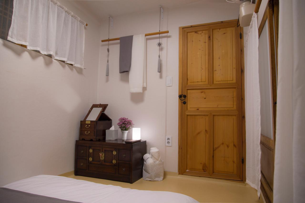 Stay 256 Hanok Guest House Seoul Exterior photo